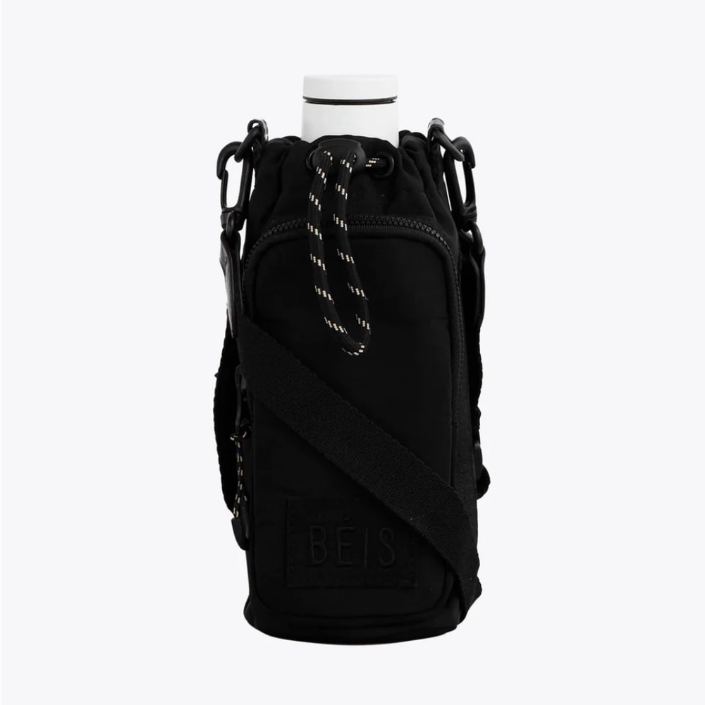 Beis The water bottle sling NWOT